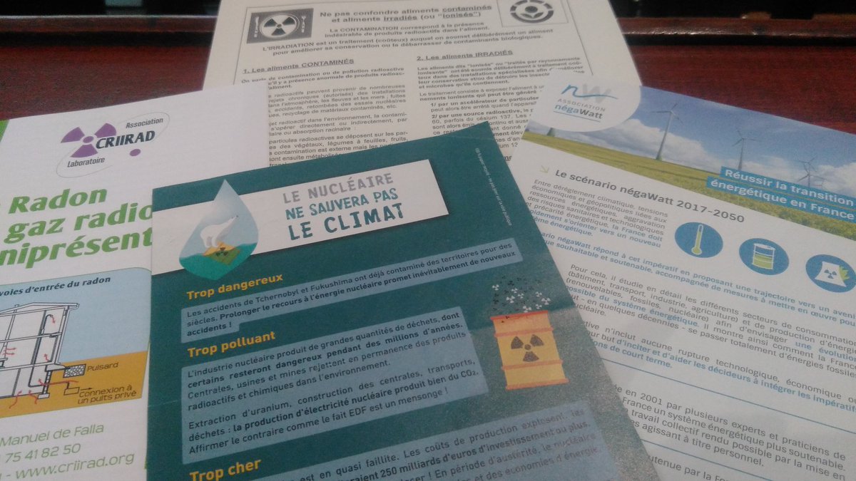 MatyCella's tweet photo. #GameOVert
Prête pour la conférence sur le #nucleaire à @SciencesPo38 !
Ping @nWassociation ;-) https://t.co/JIJO6GDYJK