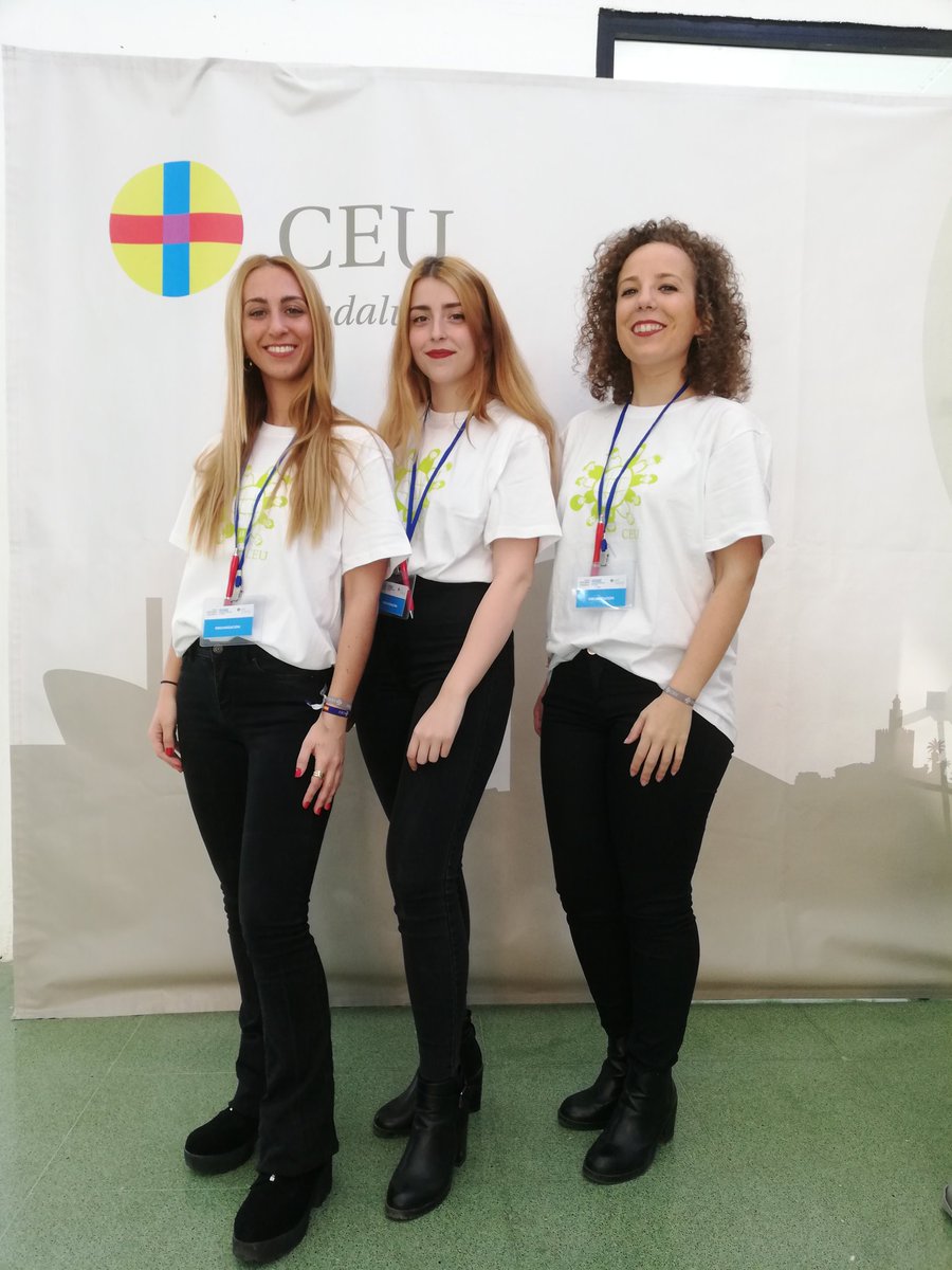 LauraLorenzoMa1's tweet photo. Praparadas para #ICONGRESOINTERCAMBIOPEDAGOGICO 😉🔊👏👩‍🏫@CEUAndalucia @MaraLuisaMoren8 @martosmin98 @EvaSousa93 #PRACTICA3B2018 https://t.co/ahFsHKNxRP