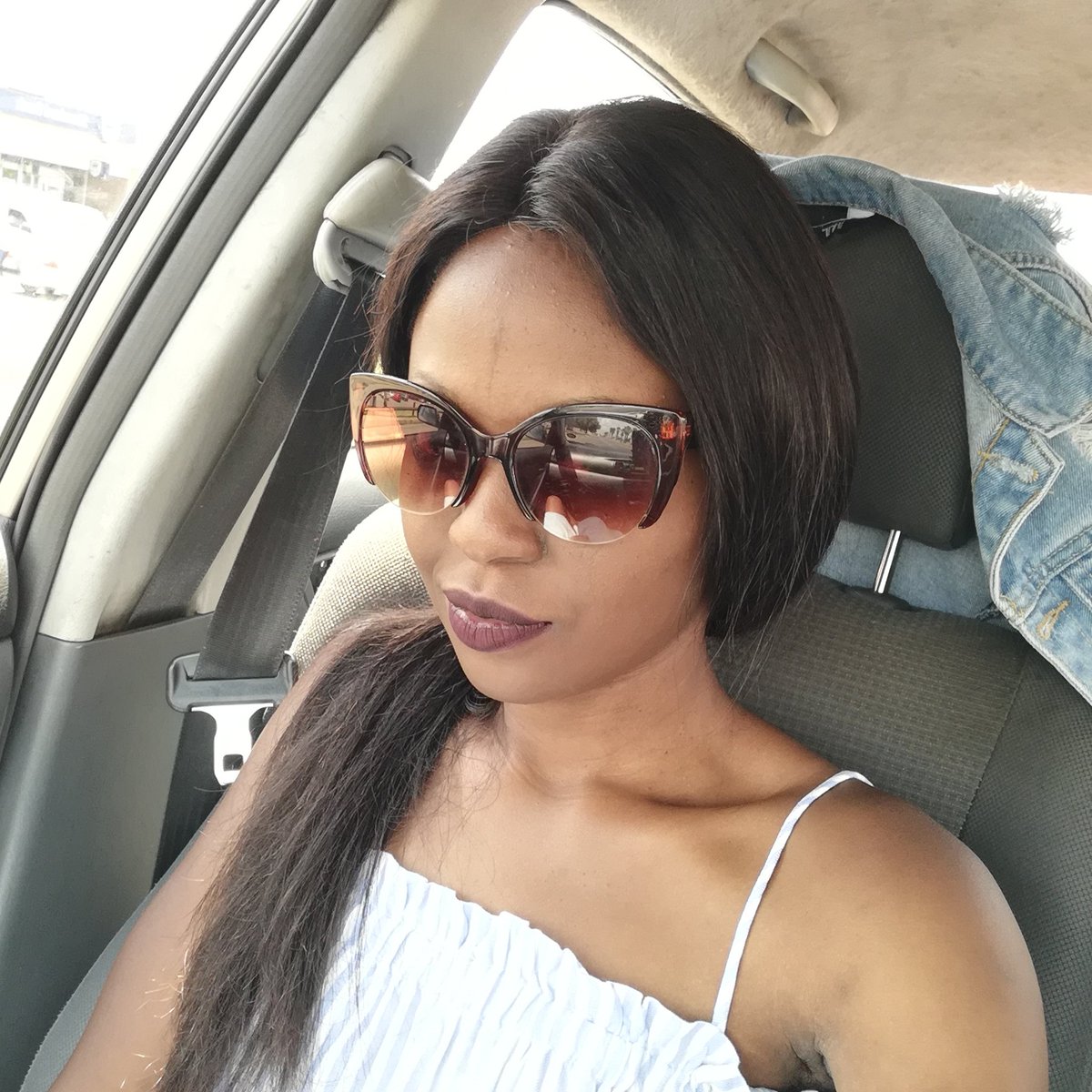 slimchickay's tweet photo. #NewProfilePic https://t.co/heTJQsA2rE