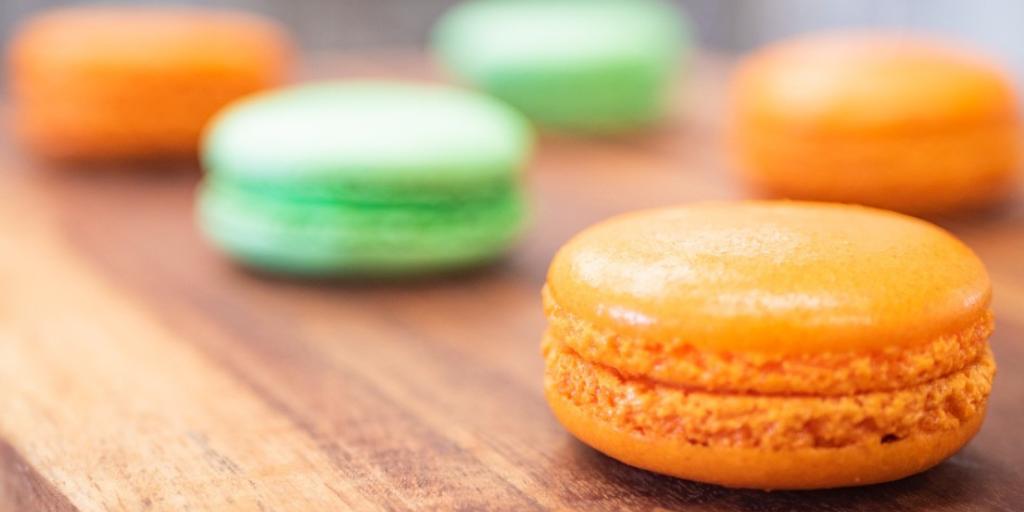 Happy #MacaronMonday! Stop by our bakery for a Monday afternoon pick-me-up or a sweet gift that will make someone’s day! #sweetgift #pickmeup #kindness
bit.ly/2H1PMhd