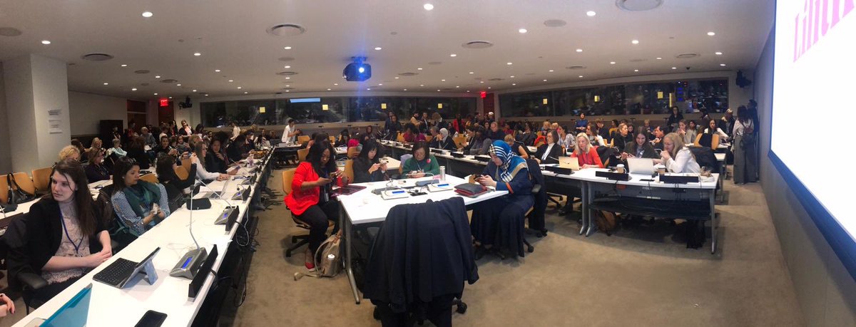 Starting in a few minutes. People still coming in, but no more place in the room #SoldOut #WomenInMedia #CSW63 <a href="/UN_CSW/">United Nations CSW</a>