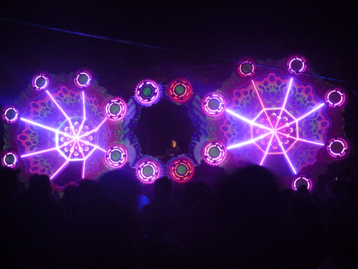 Dark Nebula into Luna Orbit DJ set as the sun went down over Esoteric 

#darknebula #lunaorbit #esoteric #esotericfestival #eso #doof #psytrance #psychedelic #futuremusic