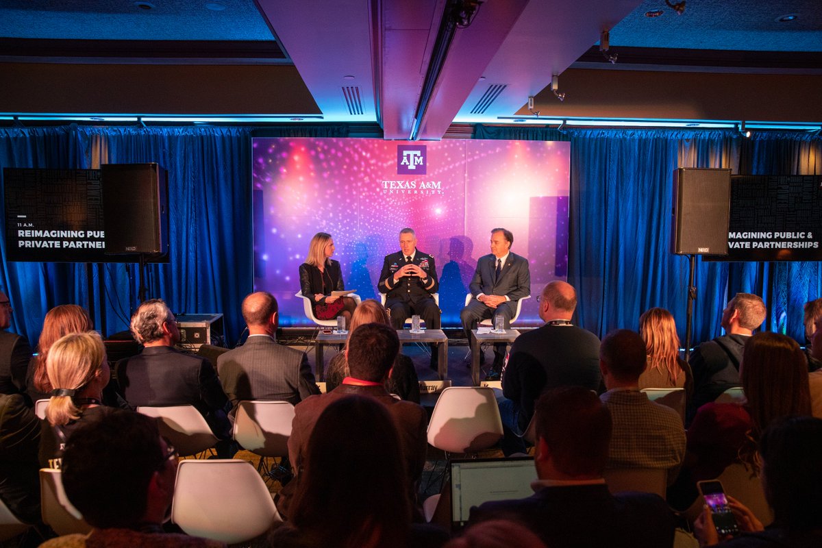 TAMU's tweet image. Chancellor John Sharp &amp;amp; General John Murray discussed @armyfutures and how the military and public universities can partner for success this morning at #TAMUatSXSW! tx.ag/ArmySXSW #FuturesCommand