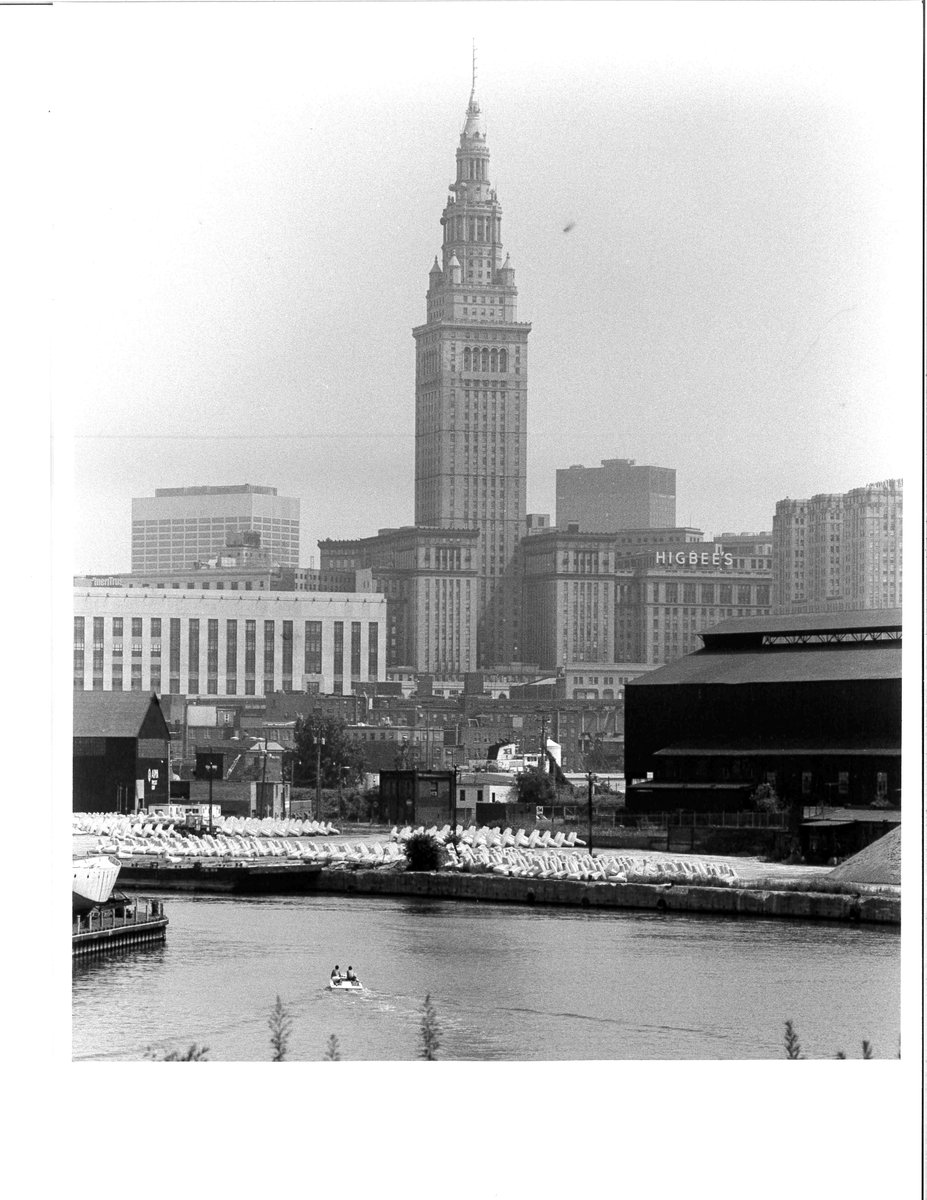 TowerLightsCLE's tweet image. TERMINAL TOWER FROM THE CUYAHOGA  c.1985