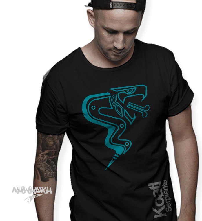 nawallika's tweet photo. Hoy Es Un dia Koatl, (Serpiente) el ultimo y largo dia previo al Año nuevo Mexicano. Celebralo! porta nuestra colección de playeras basadas en los signos del "calendario azteca" o cuenta del tiempo Nawa! conoce nuestra tienda, en @Kichink #mexico #hechoenmexico #mexicano https://t.co/w17Fp8pvst