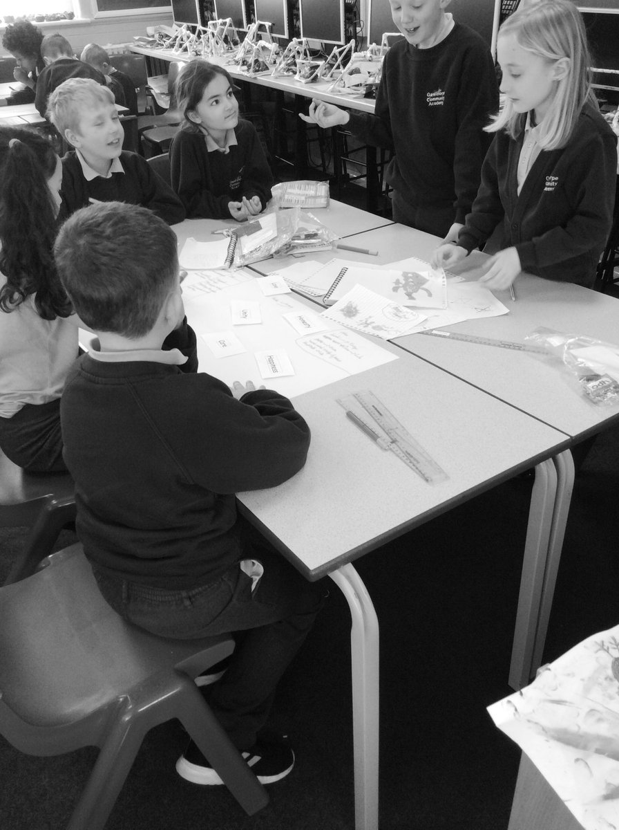 IPMATGawthorpe's tweet photo. Continuing our learning about pre history. Exploring life in an Iron Age tribe. Creating our own tribes thinking about the significance of rules and core values. #GCAyear3 #GCAhistory #GCABritishvalues #GCAValues
How did you decide? https://t.co/GE4dlWdLNB