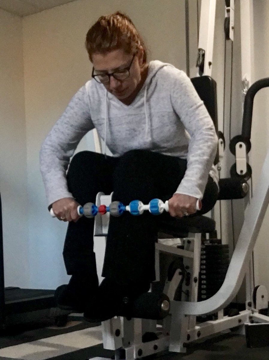 AccMarathoner's tweet photo. A little extra love because #legday @addadaymassage @bibrave #addadaybr #bibchat #bibravepro https://t.co/m0Jl0OHaKD