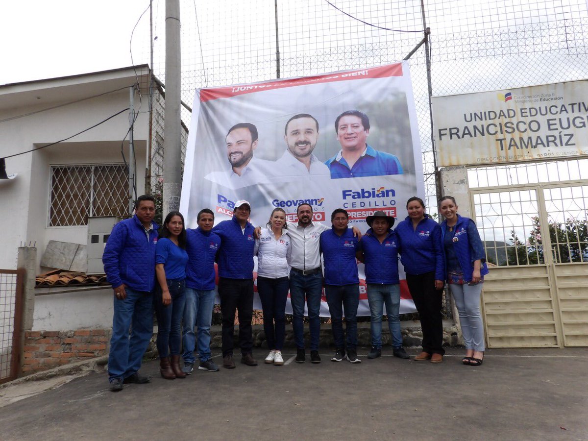 GPalacios62's tweet photo. Agradecemos a nuestra linda gente de #Nulti por recibirnos. Nuestra campaña por el #Azuay es de propuestas.
Seré el Prefecto de la ruralidad y enfocaremos nuestro trabajo al desarrollo productivo de la provincia.
#AzuayCrece #JuntosLoHaremosBien #GeovannyPrefecto 😉👍🏼 https://t.co/L4mWCEFndG