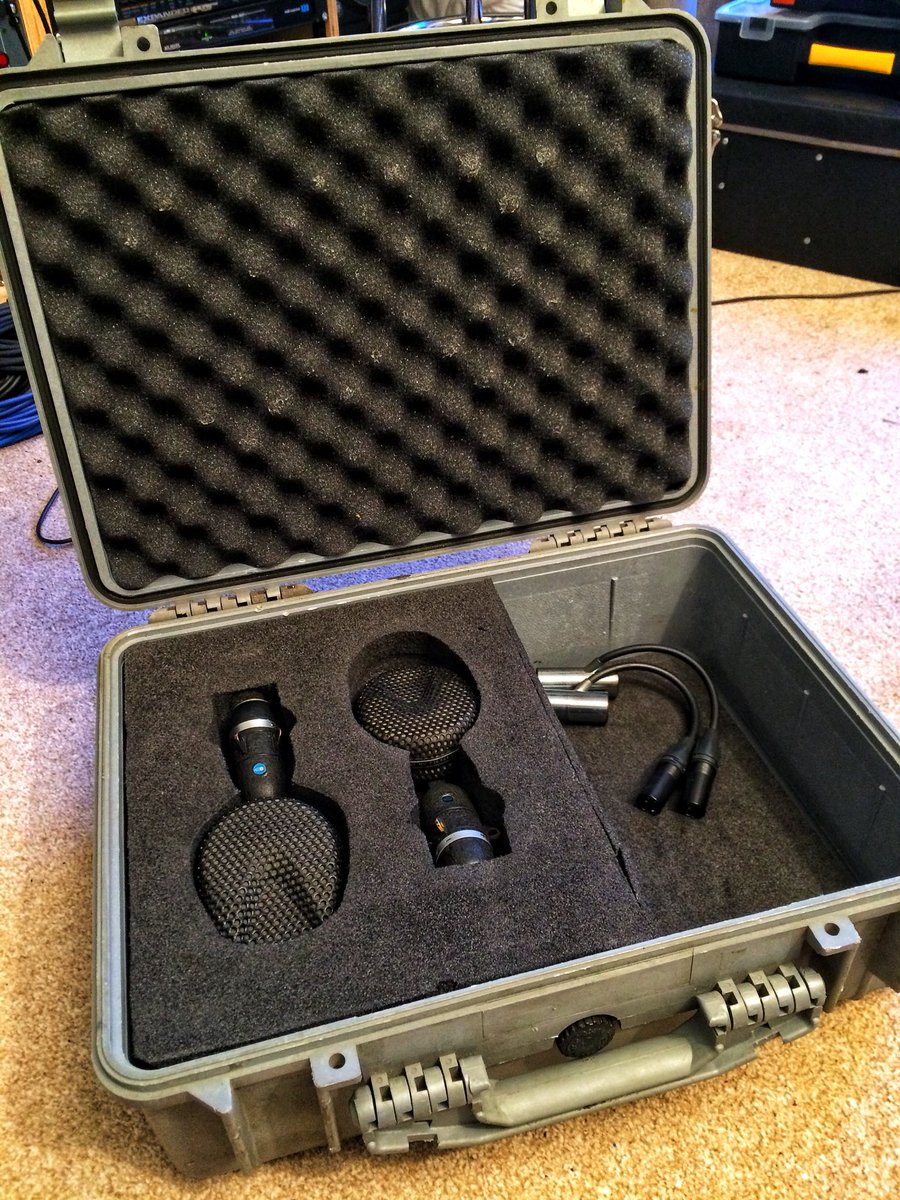 manek43509's tweet image. studio achievement unlocked. #Coles4038