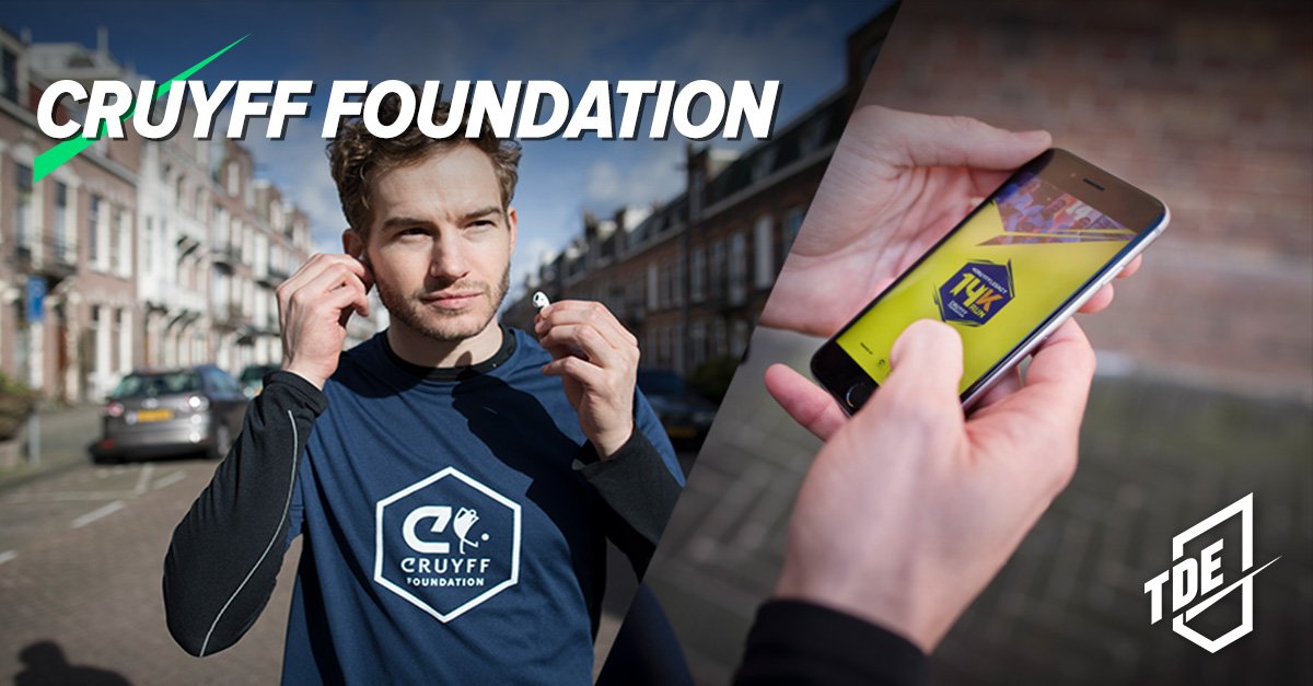 In samenwerking met de <a href="/JCfoundation/">Johan Cruyff Foundation</a> ontwikkelen wij een app waarmee je tijdens de Cruyff Legacy 14K Run kan luisteren naar bijzondere verhalen en anekdotes uit het leven van Johan Cruijff. 🏃‍♂️🎧🤳 Benieuwd? Lees alles over deze vernieuwende technologie! ▶️ tde.nl/updates/de-cru…