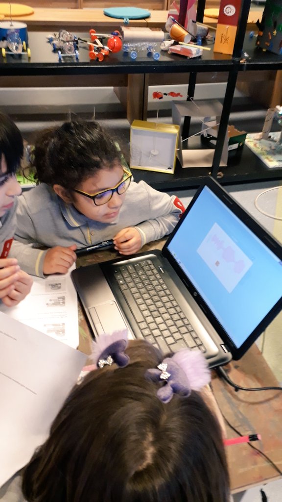 Vadi_STEMCENTER's tweet image. #Küpür kapıya geldiğinde akıllı kapı #Küpür’ü nasıl tanıyacak? Çözümü bulup,kodları yazıyoruz.#scratch3 @SencerCorlu