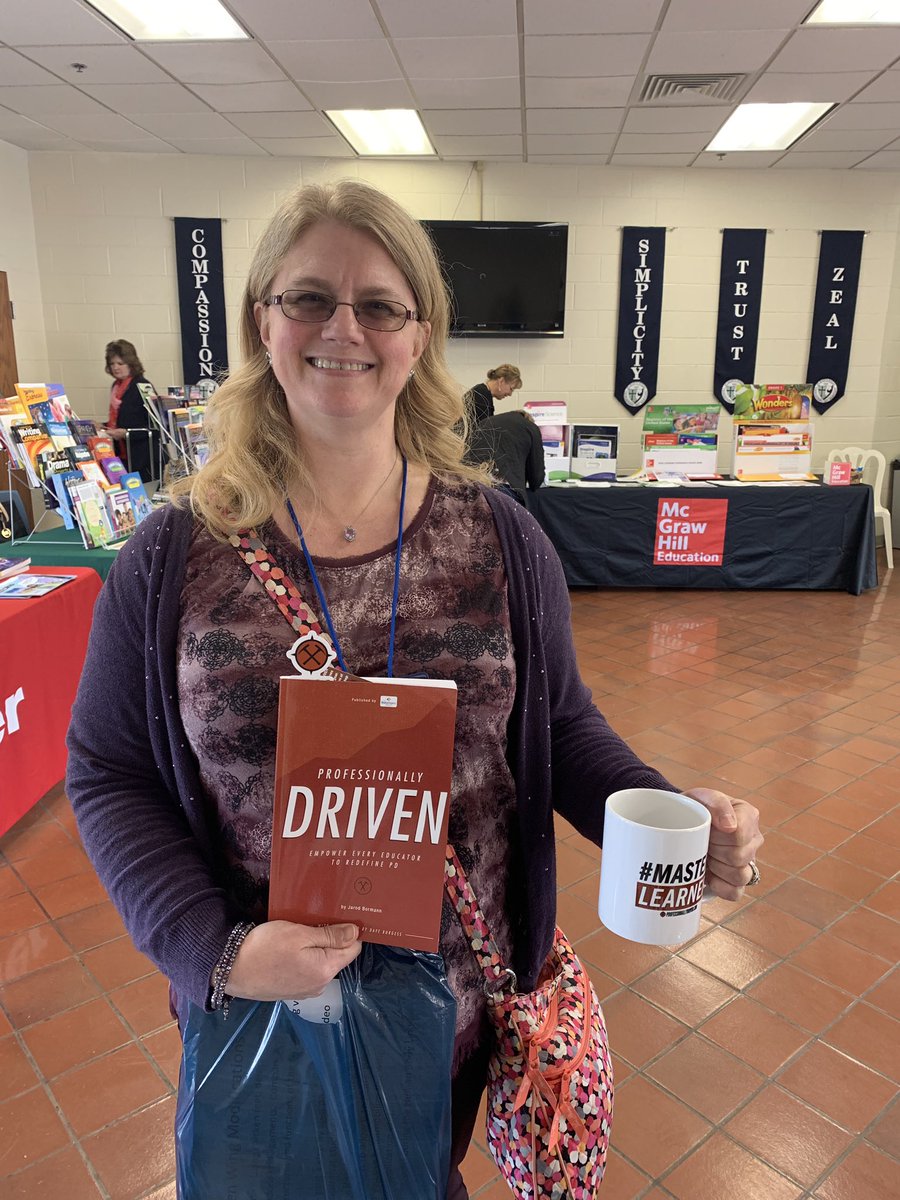 iVickyMcCann's tweet image. Congratulations to our @ADWCathSchools teacher for winning Professionally Driven! #masterlearner #ADWT2T