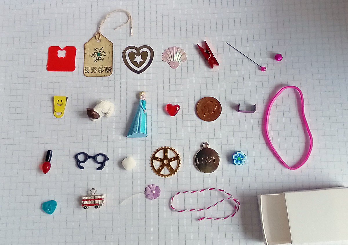 ice_crystal's tweet photo. 24 things. That's not very impressive. And the mini cotton reel wouldn't fit.
This is something I clearly need to work on. 😐 #MatchboxChallenge https://t.co/DoqeHBGUyp