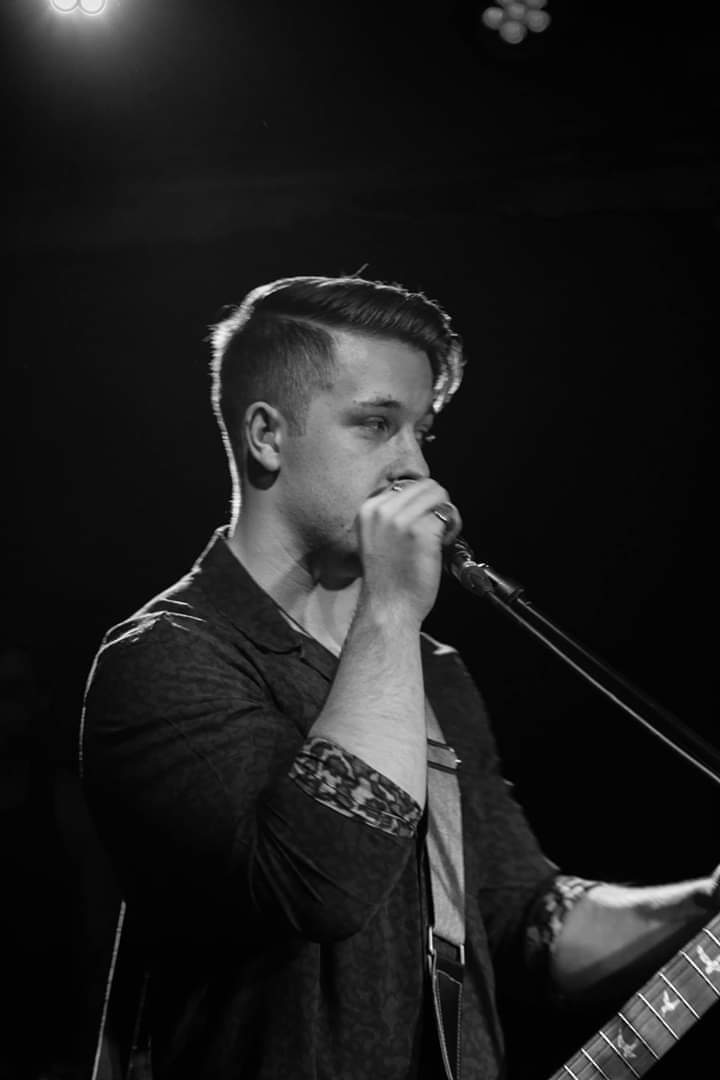 Shout out to @_fatefellshort for taking these epic pictures from our gig on Saturday night with <a href="/DeaconBrodyUK/">DEACON BRODY</a> was a great show! #gig #photography #rock