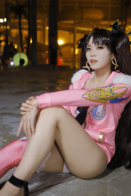 Twitterのコスプレ画像22