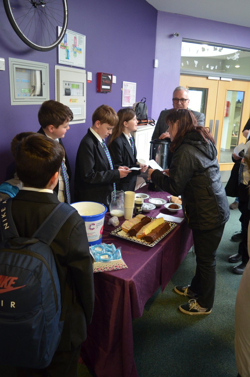 CastleRockSch's tweet image. The #Charity Personal Challenge Project team raised money for #CancerResearchUK at this afternoon's Exhibition, by holding a coffee &amp;amp; cake sale for visitors ☕️🥮