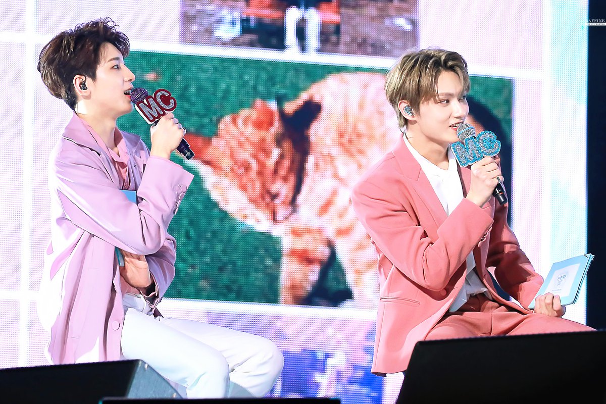 raffine_svtww's tweet photo. HQ) 190310 캐럿랜드
미남MC 냥냥즈 🐱🎤🐱
#원우 #WONWOO #ウォヌ #17멋쟁이 #SEVENTEEN 

https://t.co/U5Z3t1vXpw
https://t.co/ljlK89EbsK
https://t.co/xHCwGwMZ8a https://t.co/1XVnfN7p21