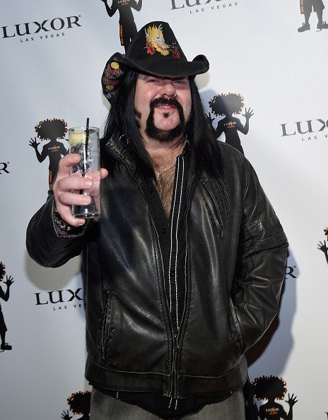 Rest in Peace Vinnie Paul
Happy Birthday 