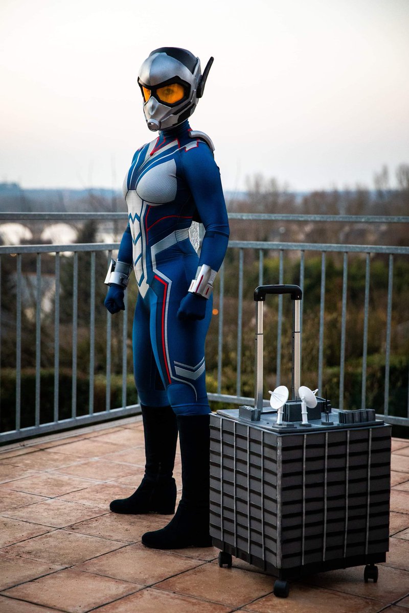 Sumaru97Cindy's tweet photo. One year ago versus now ! #Cosplay #Marvel #SpiderCaptain #TheWasp https://t.co/6hO4XCADOi