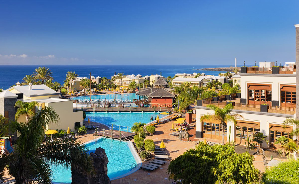 FirstForBridge's tweet image. BACK BY POPULAR DEMAND! In January 2020, we will be returning to the popular H10 Rubicon Palace, Playa Blanca for our 4th bridge holiday. We are also pleased to advise that PRICES ARE HELD FROM 2019 - THERE IS NO INCREASE! &amp;gt; ow.ly/fYTx30o0cOt #FirstForBridge