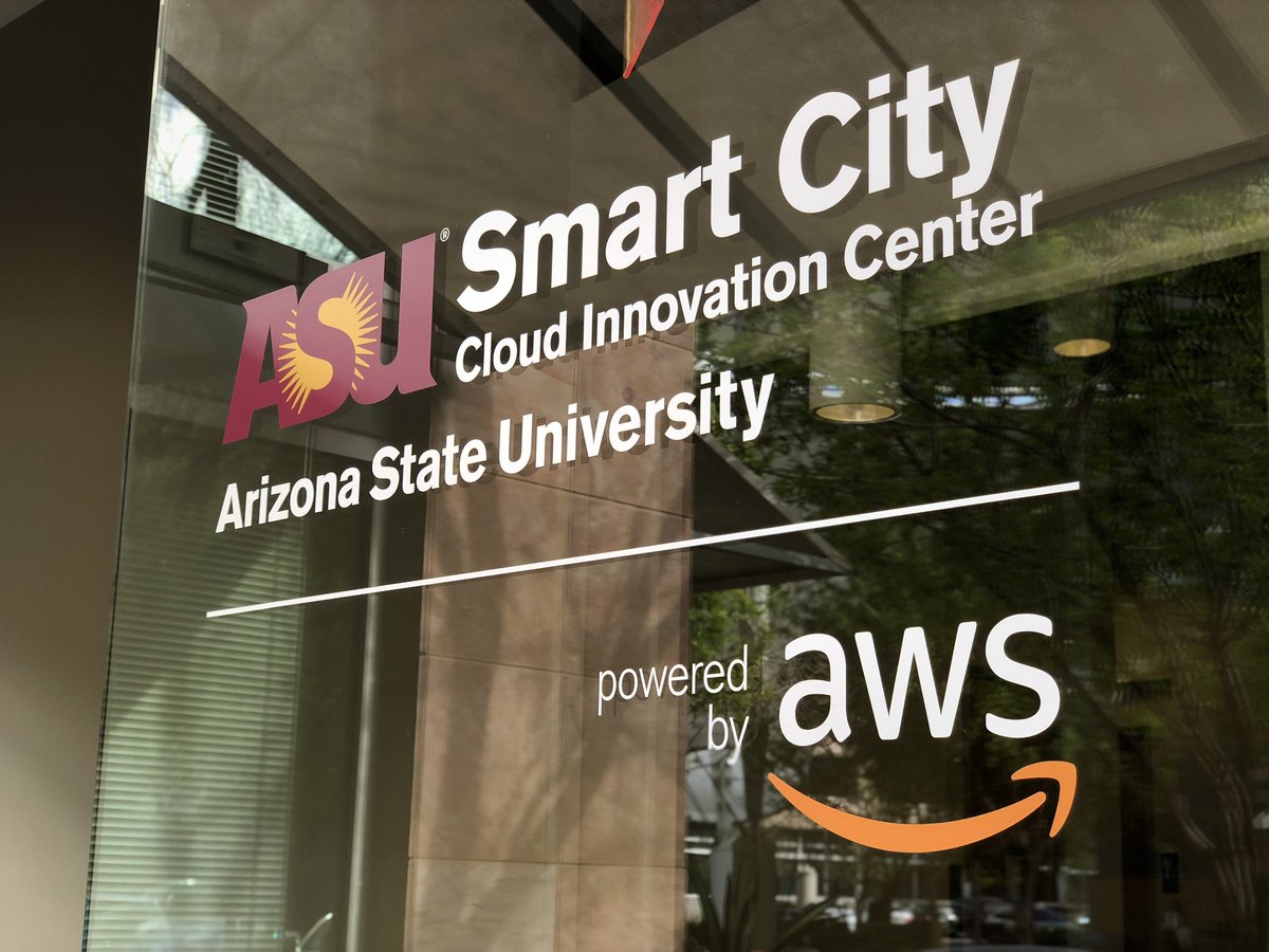 ASUResearch's tweet image. At @ASU SkySong this morning for the opening of the ASU Smart City Cloud Innovation Center powered by AWS. #SmartCities