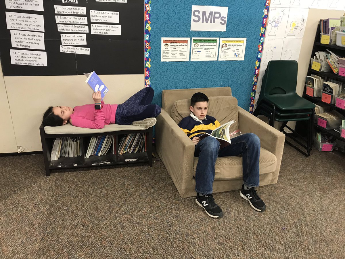 MsWebster4th's tweet photo. Between Media time & our Book Fair visit today, reading time was full of excitement! All eyes were glued to our pages. ππ#heritagelearn #motivatedandselfdirected #stamina https://t.co/uAAhiiDAUO
