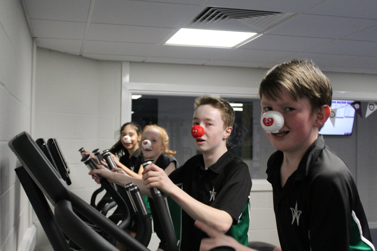 BoxHillSport's tweet photo. Our year 8's kicked off our @comicrelief Big 600 Mile Challenge today with an impressive 233 miles! A great way to start day 1 and we are now just outside of Preston! #ComicRelief #BoxHillSport #BoxHillYear8 #BoxHillRoundSquare @boxhillschool https://t.co/vOojoI9rc4