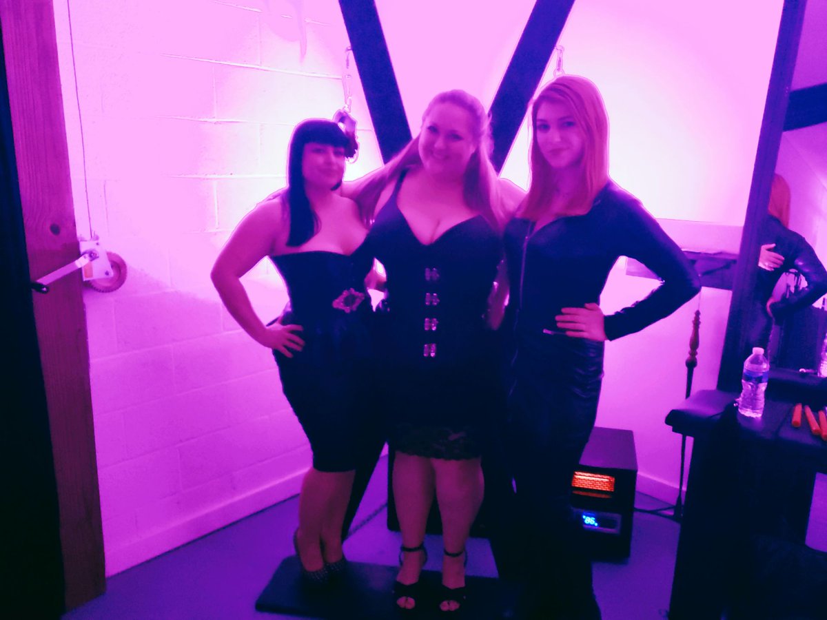 So much lovely power!Mistress Lady X, Domina Katie