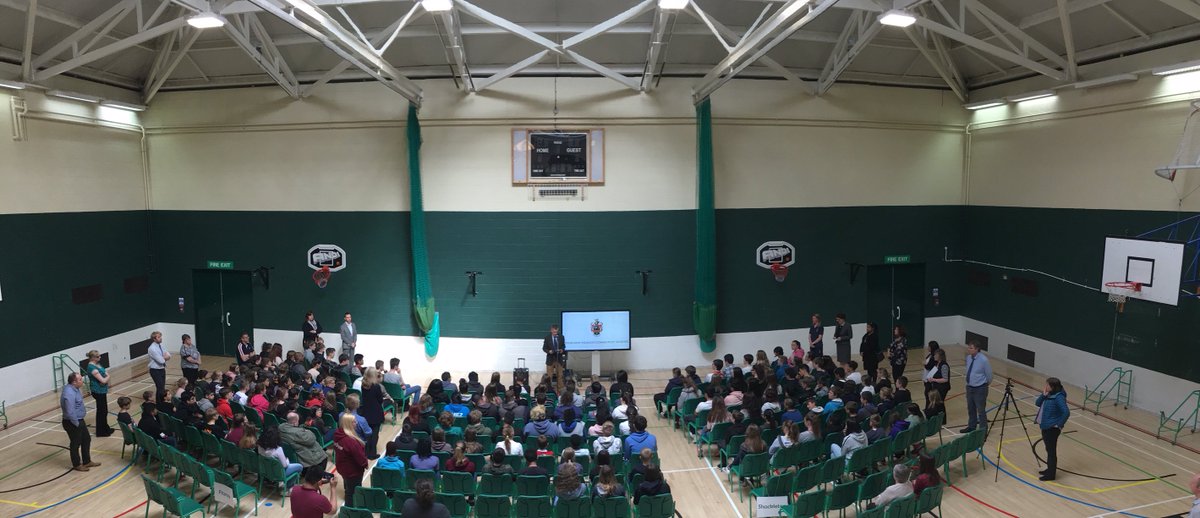 GHFalklands's tweet image. Deputy Governor Alex Mitham has visited students of the #Falklands Community School to deliver Her Majesty the Queen&apos;s #CommonwealthDay2019 message. This year&apos;s theme is #ConnectedCommonwealth.