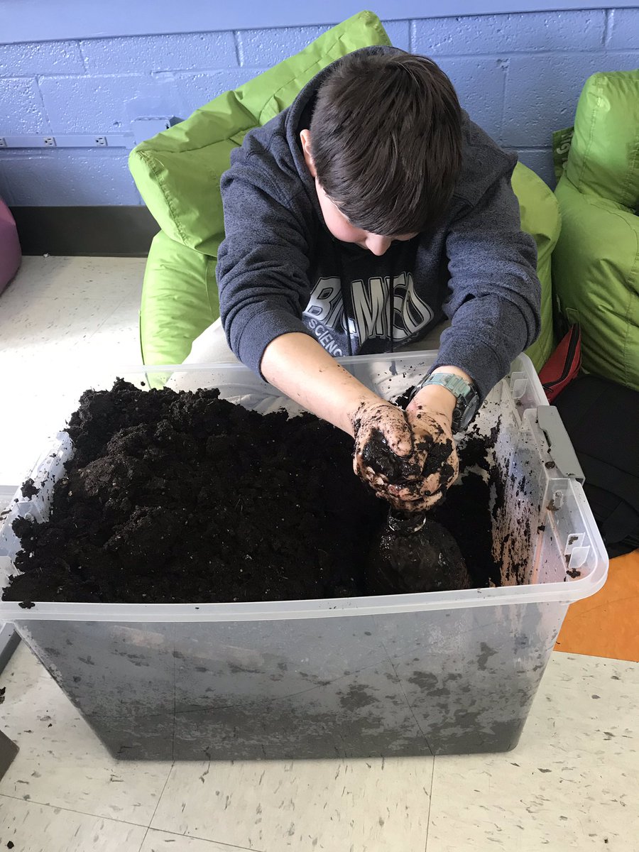 L_Pawelkowski's tweet image. Working hard on the #OSLN Food Security Challenge! #OurBMSA