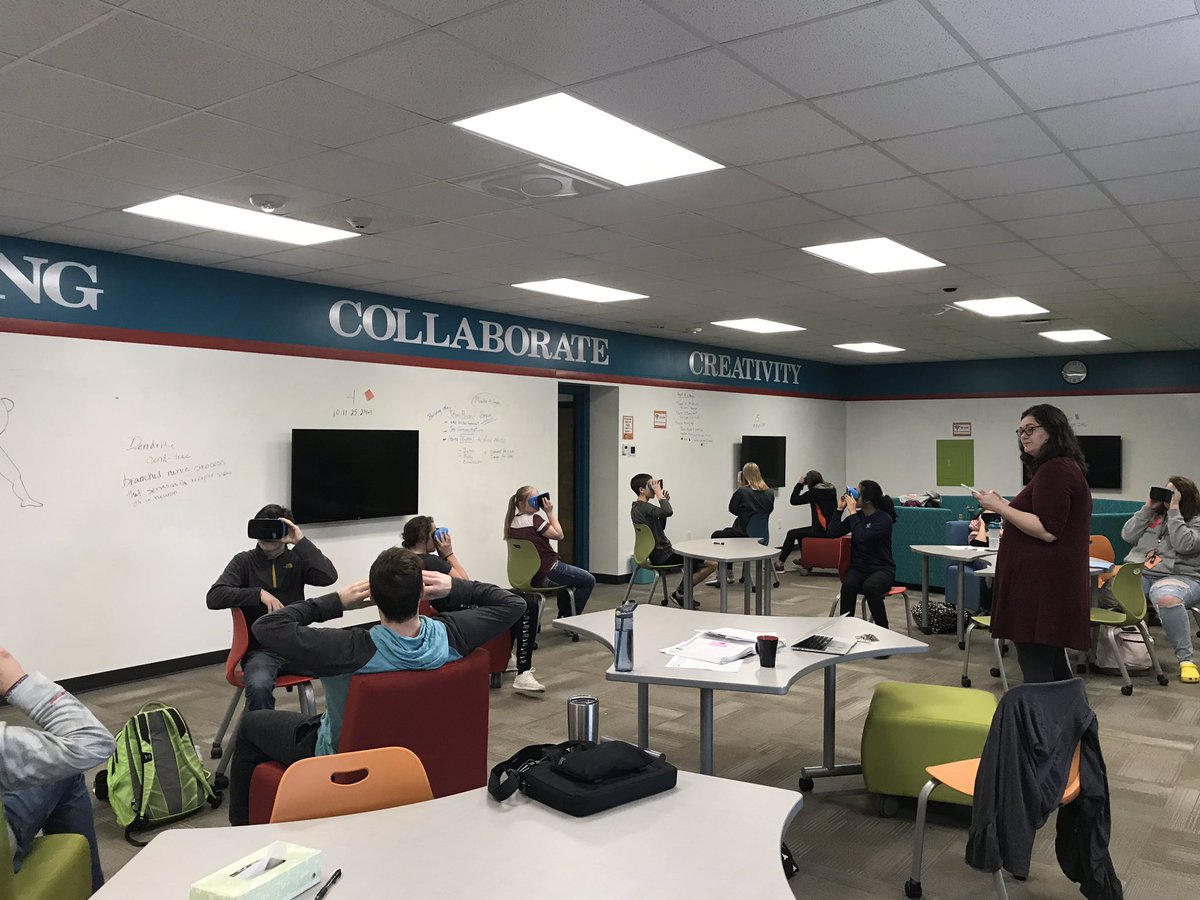 copelandjustin's tweet photo. Anatomy class using virtual reality to learn about the Nervous System using Google Expeditions! @googlevr #iatec #vr https://t.co/uLjkGFuRtG