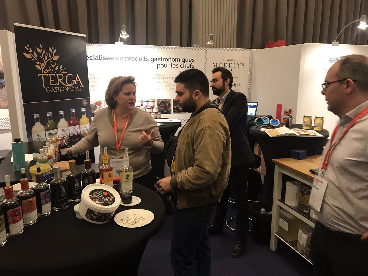 La <a href="/maisonmedelys/">Maison Médelys</a> et <a href="/TERGASTRONOMIE/">TERGA GASTRONOMIE</a> sur le <a href="/OmnivoreWorld/">Omnivore Food Festival</a> la qualité des produits de <a href="/marchederungis/">Marché de Rungis</a> sur le salon de la jeune cuisine ! 👏👌👍