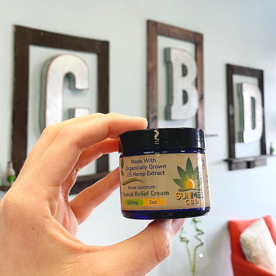 When it comes to RELIEF 🙆🏻  topicals are the most common go-to CBD products because they provide fast relief due to a combination of Arnica and natural carrier oils (cocao, shea, coconut, and sunflower)
.
.
.
#CBD #CBDOil #LakeOconee #YourCBDStore #Health #AllNatural