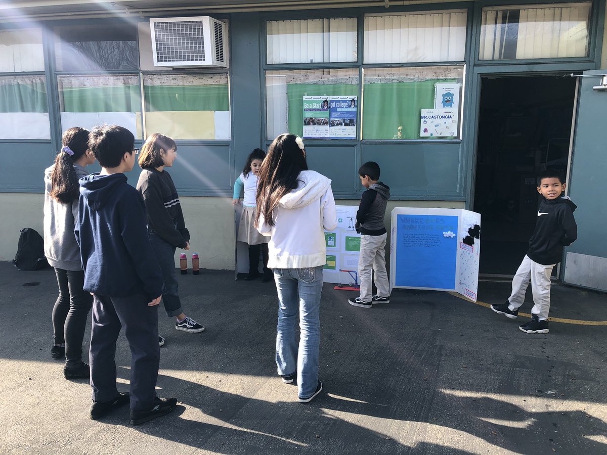 buSTEAMante's tweet photo. Spending time at Ryan Elementary judging the @AlumRockUnion STEAM showcase projects #ThisIsAVID #collegeready #AVID2k19 #alumROCKit https://t.co/y97iZoUShJ