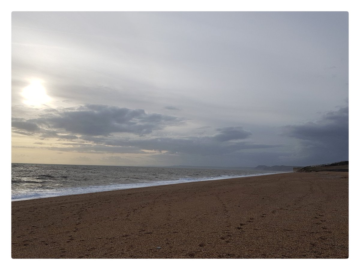 I have to believe that if every single one of us reduced the plastic we use and then did a bit of a clean every time they visit the beach it would make a difference. 5 mins on Cogden Beach this evening.