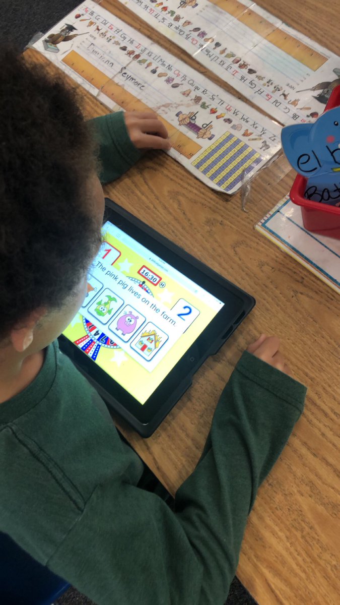 Today we did IPad reading centers. Each group focused on their weakness in ELA. #CVCwords  #CVCsentences #beginningsounds