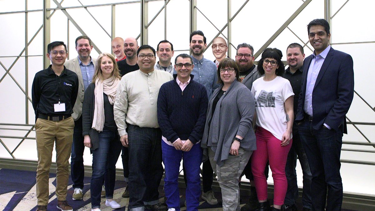 qumulo's tweet photo. Our Customer Success team is powered by one of our core values: Customers Are Our Magnetic Field. The people who make up our Customer Success team consistently bring this value to life through their knowledge, passion, and commitment. Talk about Smart + Heart! #teamlove https://t.co/JRrO26ixAT