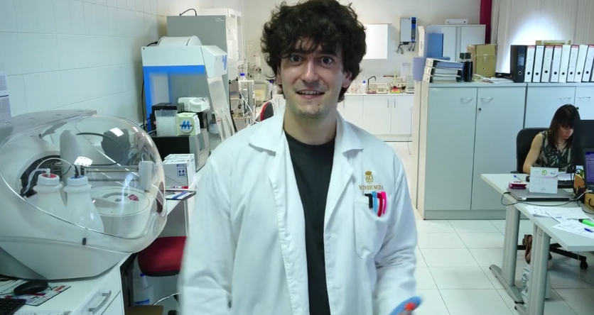 thewinevantweet's tweet photo. In EMINA I get into their lab to learn about the grape properties. 
#thewinevan #millennial #lab #wine #grape #winelover #winetour #emina #spanishwines https://t.co/Bg5a0OhBUq