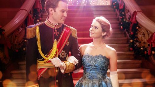 CircaPop's tweet image. A new #royalbaby is due this #Christmas ... in #Aldovia, that is. #BabyMakes3 @Netflix
cir.ca/2UvzbF5