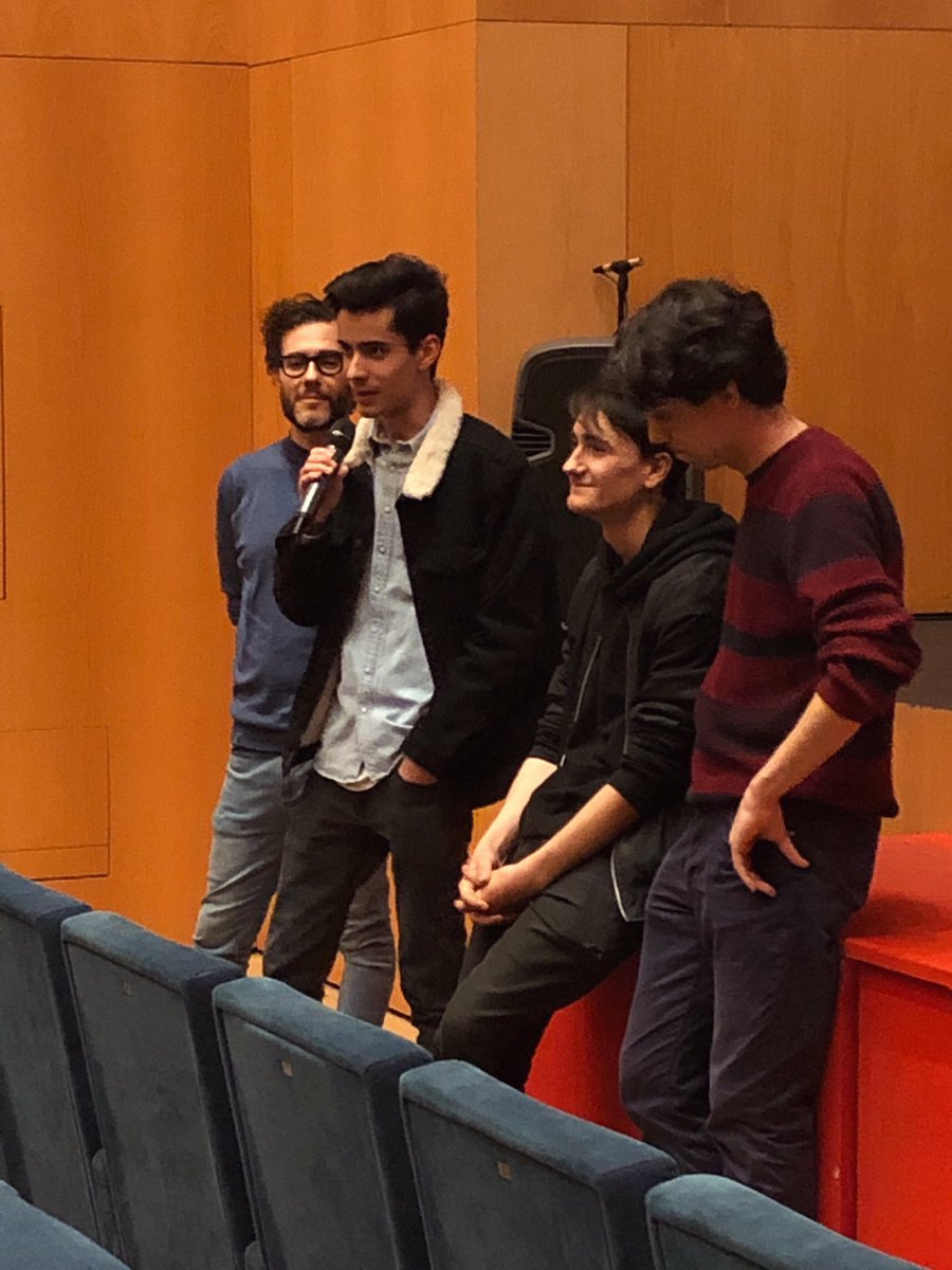 PuntodVistaFest's tweet photo. Hoy ha tenido lugar la proyección-coloquio de #SoloSomos, la primera muestra del proyecto #QuienLoImpide de #JonasTrueba, junto a dos actores de la película. #PdV2019 https://t.co/Ie0F29ljeW