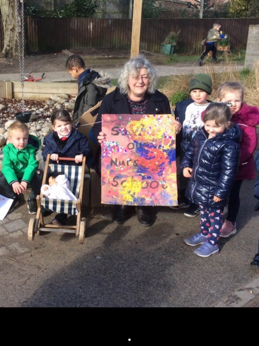 Today our lovely Head teacher Jo went to join hundreds of Head teachers in London to seek fair funding for our School! The children made her a glittery placard!@Keep_EYs_Unique <a href="/LucyMPowell/">Lucy Powell MP</a> <a href="/NAHTnews/">NAHT</a> #saveournurseries