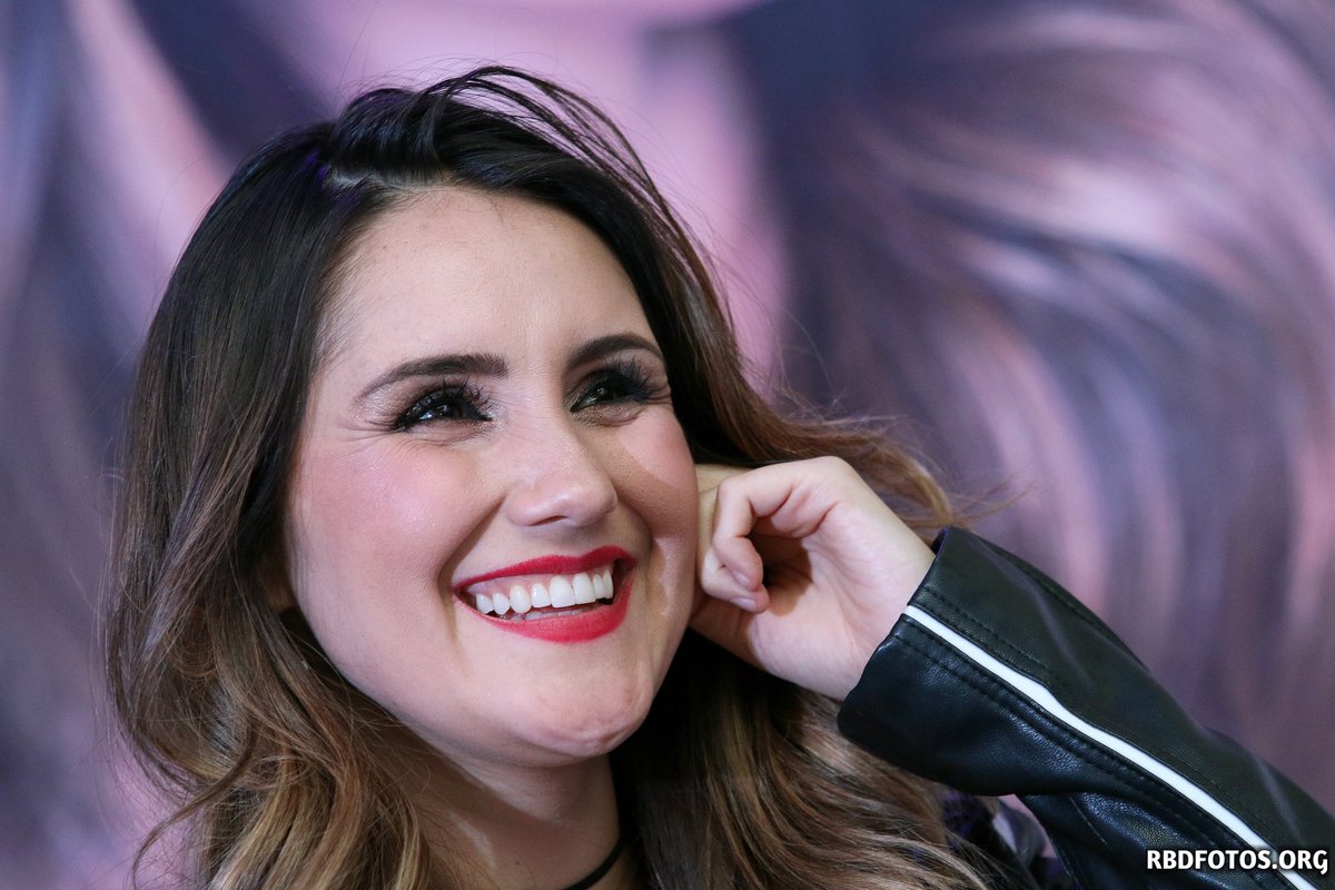 DulceMariaBrazi's tweet photo. #Photos @DulceMaria
#MasHermosa❤ #MyReina👸
#Creditos #RBDFotos 06 https://t.co/w0CKt1plxu
