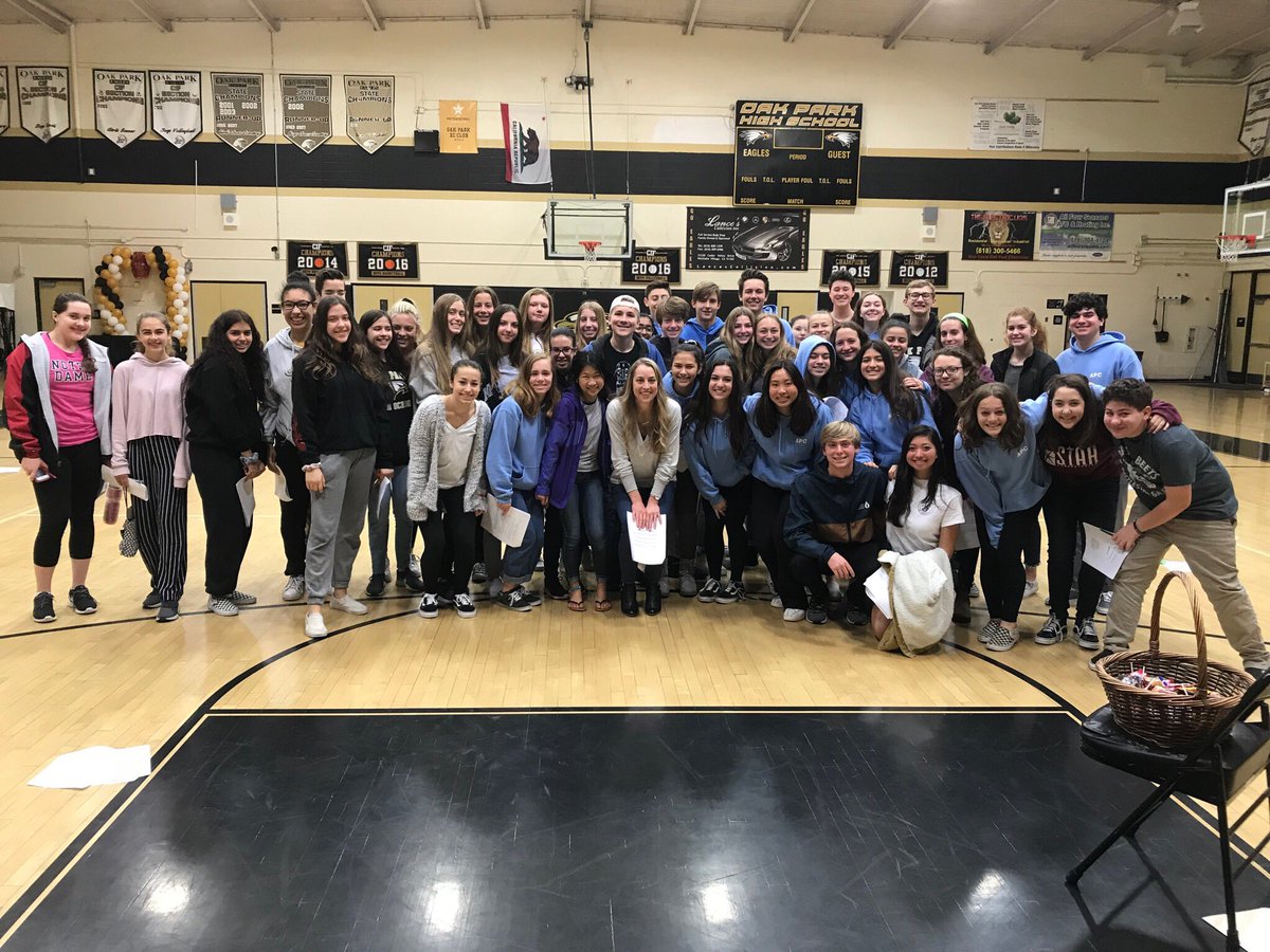 EllenFChevalier's tweet photo. OPHS Peer Counselors workshop #opshares (photo cred: Anna Bojorquez) https://t.co/90DIzKdIZ4