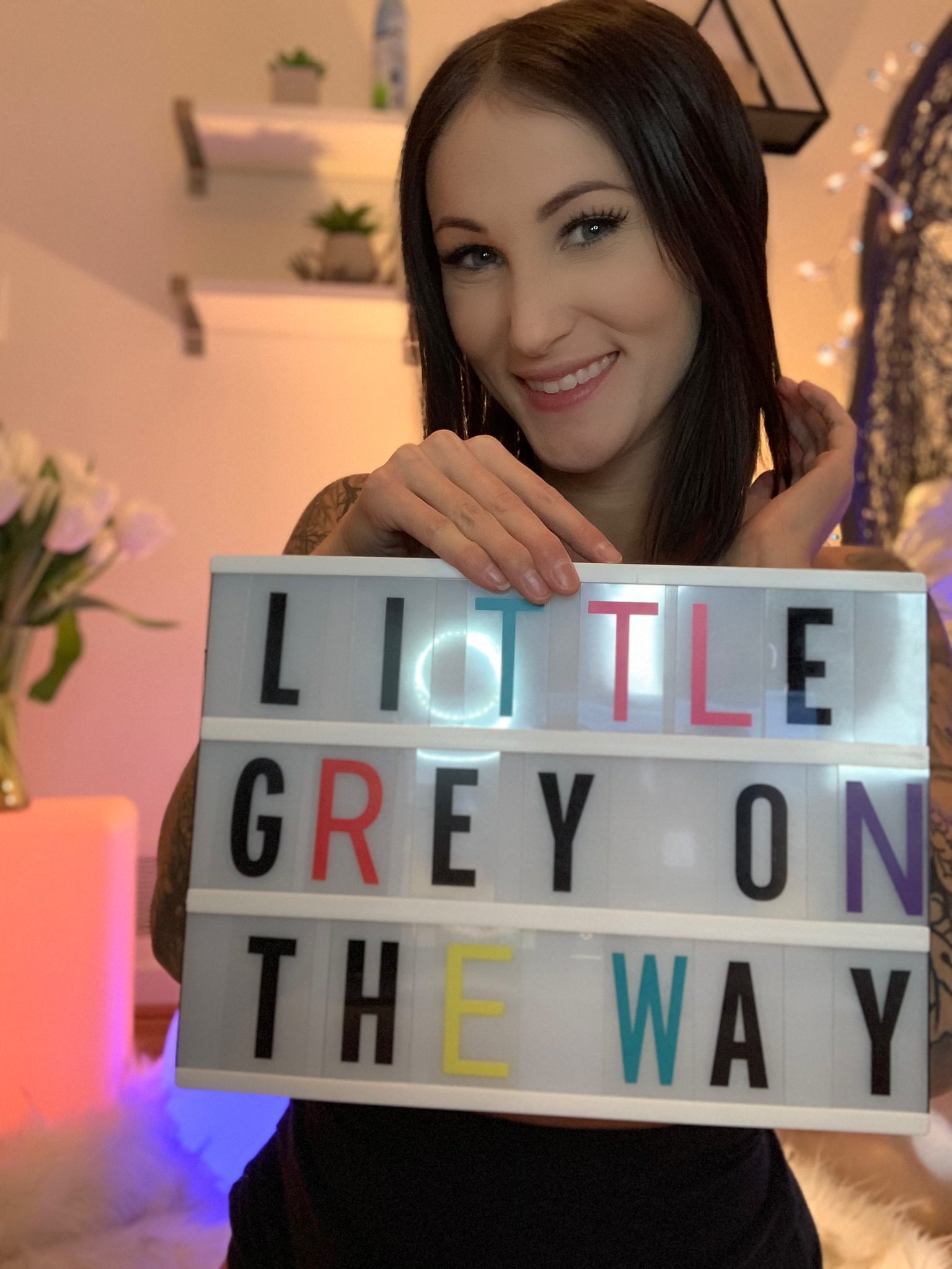 Hi guys. Just a small announcement ❤️ I’m so glad to finally be able to share this with my cam community! Thank you for all the support and positive reactions. You guys are nothing short of a dream team and I’m so lucky to be on this journey with you all. https://t.co/Sk77YHzRqr