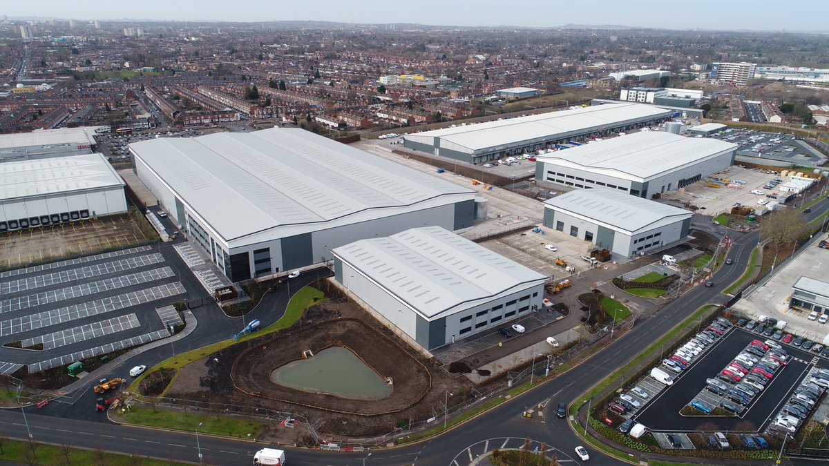 Great to see the 402,000 sq ft project at the Hub Birmingham nearing its completion date. Another great project to of worked on for <a href="/bennimangroup/">Benniman</a>