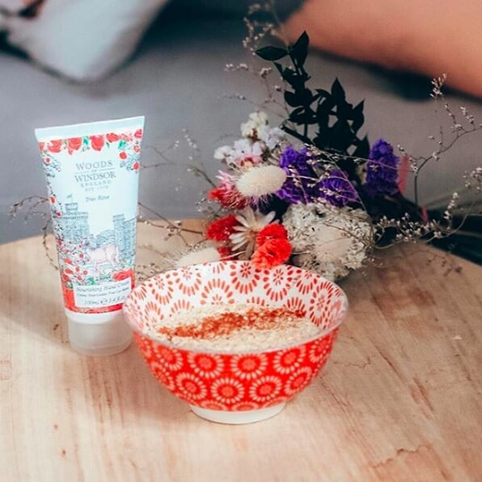 WoodsofWindsor_'s tweet photo. Nourishing Hand Cream in True Rose fragrance. Loved by @feel_british
#WoodsofWindsor #WoodsofWindsorUK #TreataLovedOne #TreatYourself #IndulgeYourSenses #Luxury #BathProducts #BodyProducts #Truerose #HomeFragrance #Fragrance #Candles #EaudeToilette #GiftsforHer https://t.co/pMYOHuHjLp