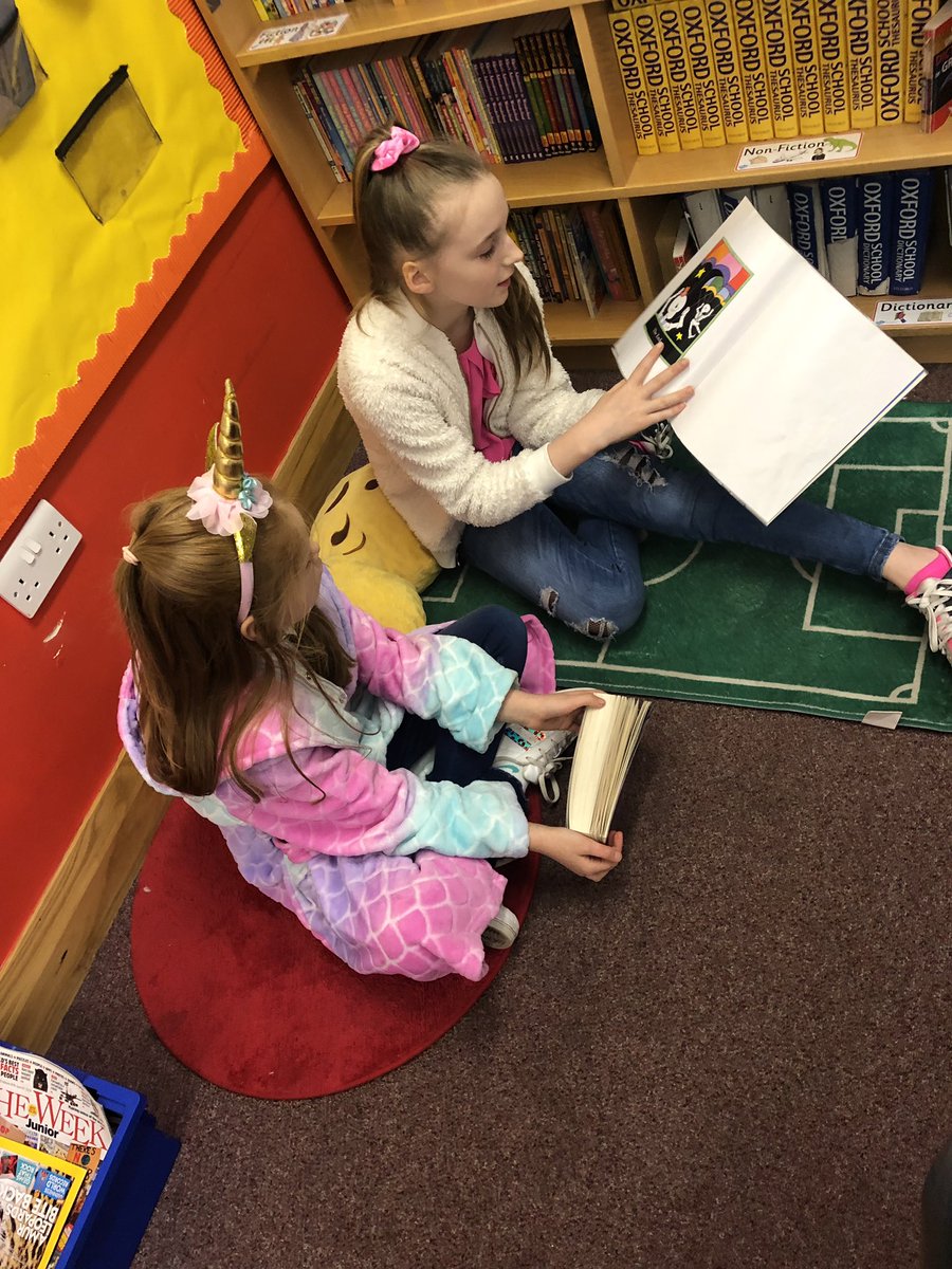 MrsLaidlaw1's tweet photo. @HouseBraemar @stbernadettesps for world book day we were sharing reading in our houses 📚 https://t.co/rAvS9oKCOY