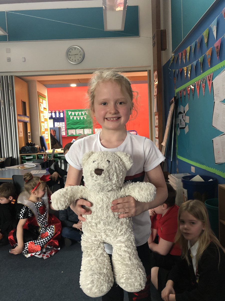 MrsLaidlaw1's tweet photo. Well done to S who was chosen to take Snowy home on Friday 😊 https://t.co/XawKJ3fiRe