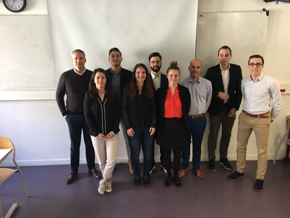 MasterIIMOSMlle's tweet photo. Remise des expertises à @RCTofficiel . Deux belles études et un groupe retenu. #icitoutestdifferent @amu https://t.co/HXug7ZeK5X