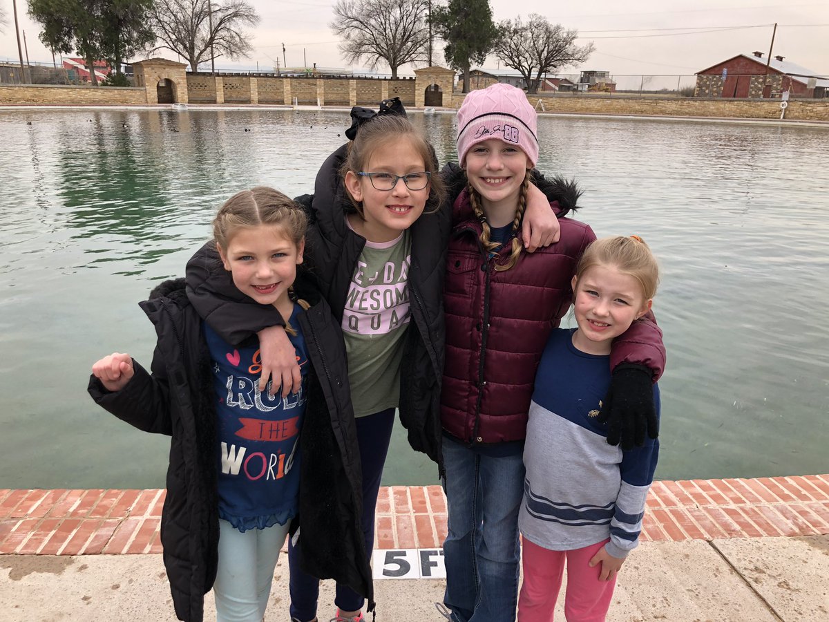 BaylorGirl2003's tweet photo. #BalmorheaStatePark...Always fun! #SchattleSpringBreak2019 @gwschattle281 @CSchattle @schattle3 https://t.co/wnun6p6eK4